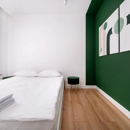 Apartment Manufaktura Modern