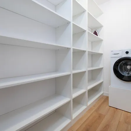 Manufaktura Modern By Bookinghost Apartment Lodz